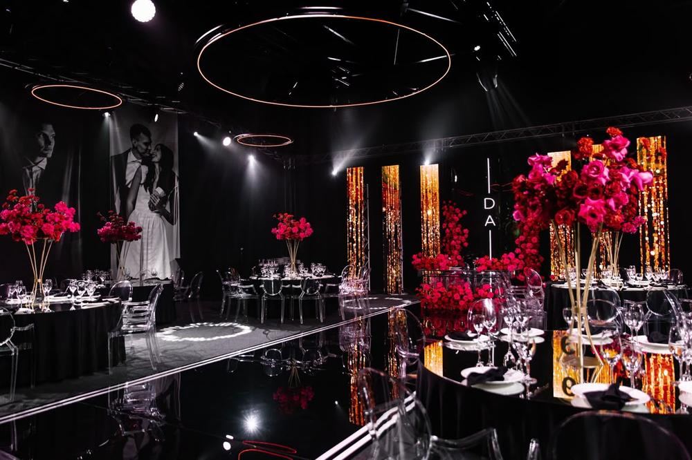 Composición de Aros Lumínicos